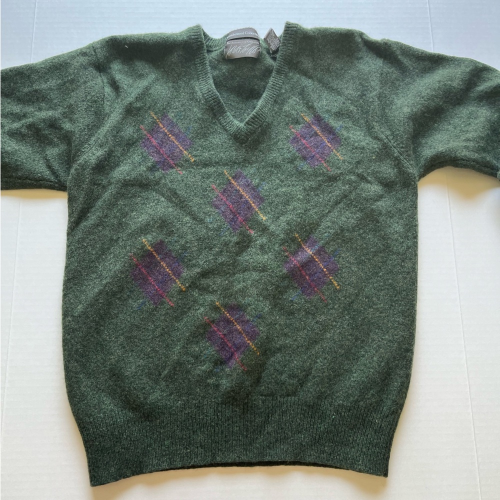 Lord & Taylor The Kensington Collection Lambswool Green Argyle V-Neck Sweater L - Picture 3 of 13